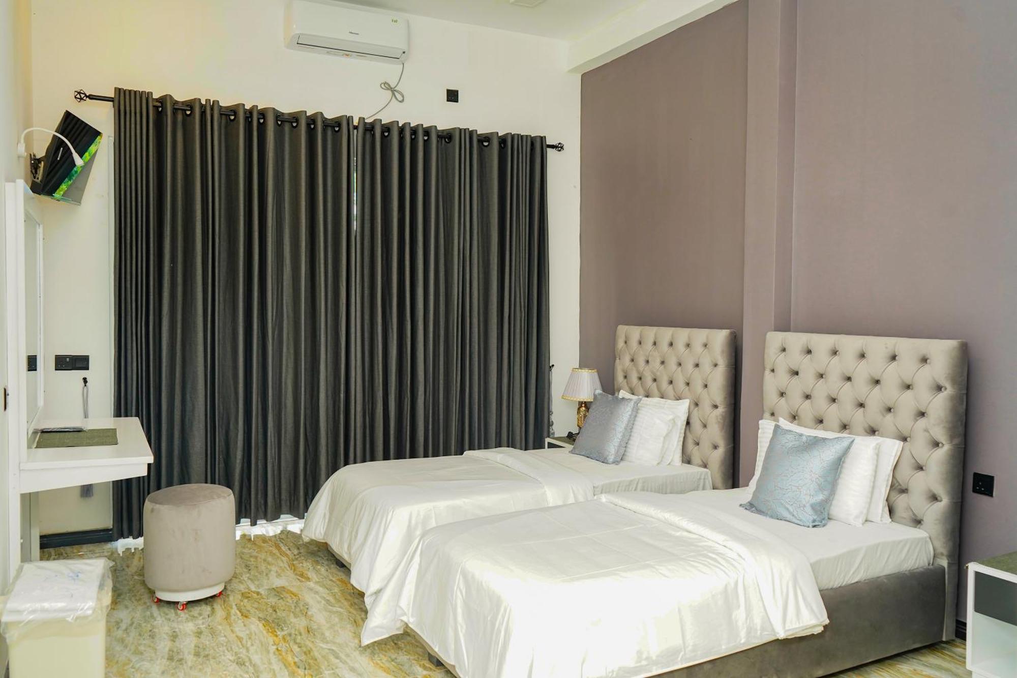 White Land City Hotel Dambulla Exterior foto