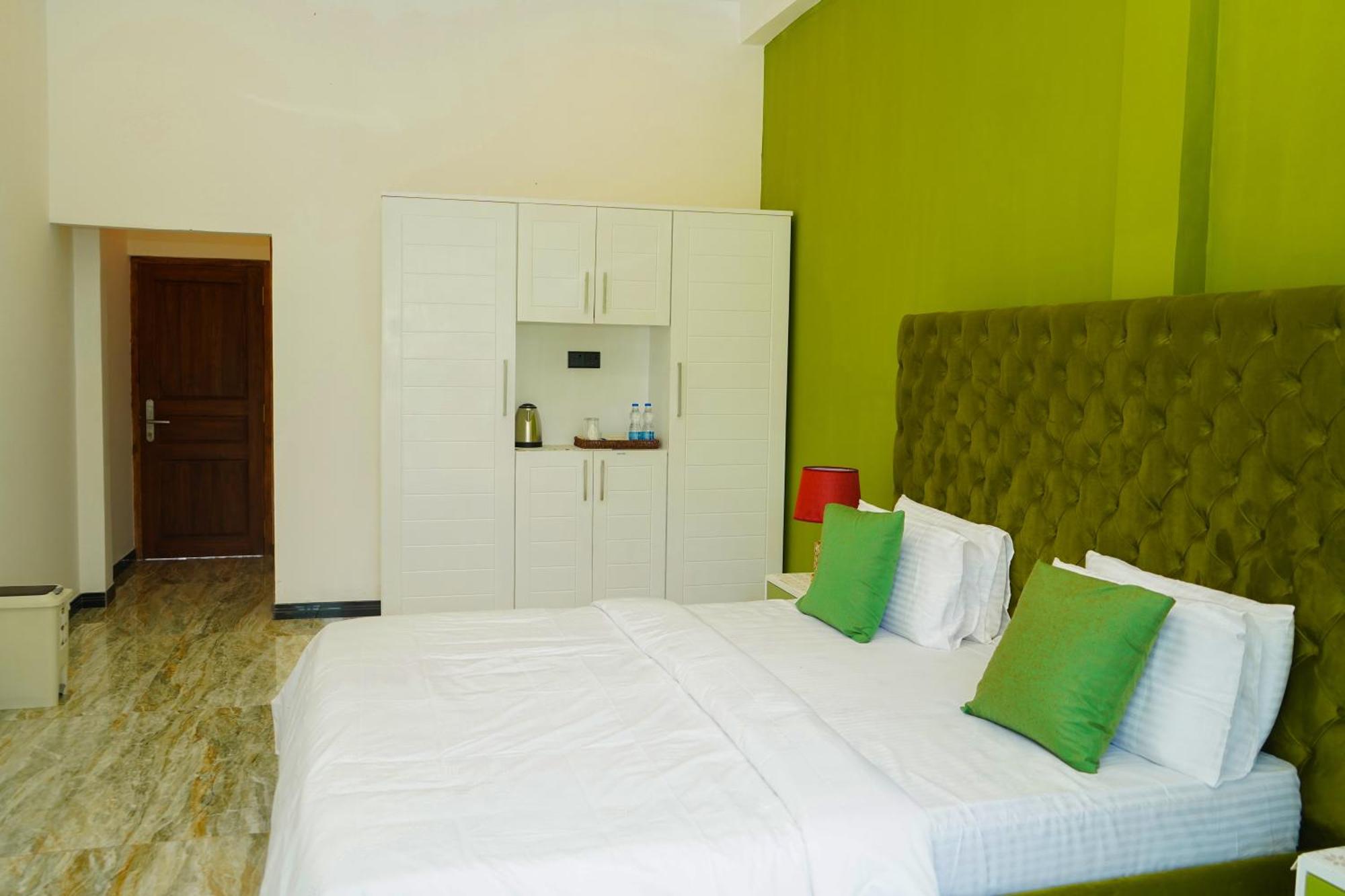 White Land City Hotel Dambulla Exterior foto